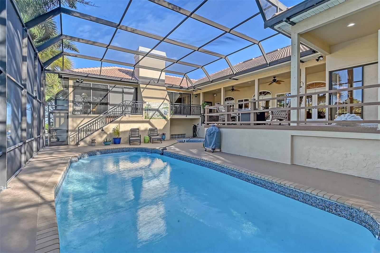 BAY ISLES - Residential