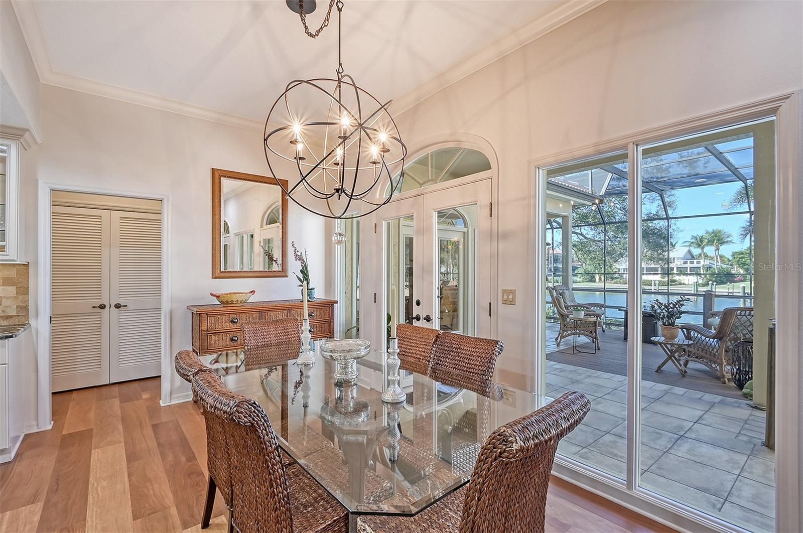 BAY ISLES - Residential