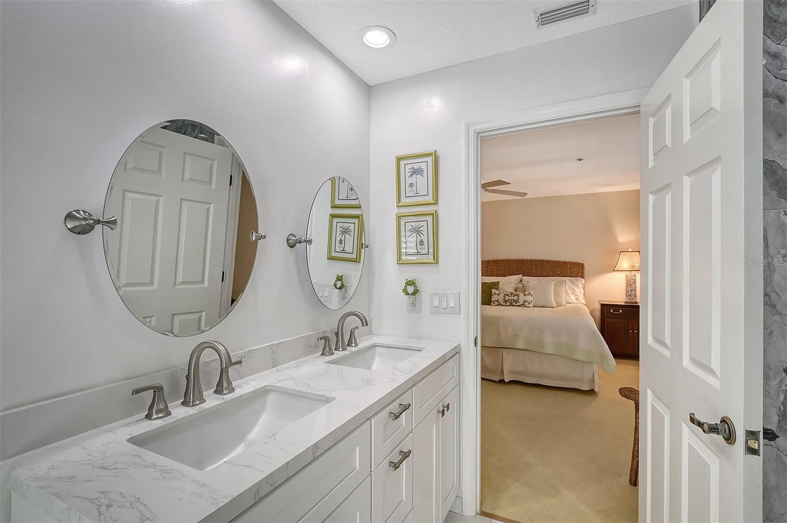 BAY ISLES - Residential