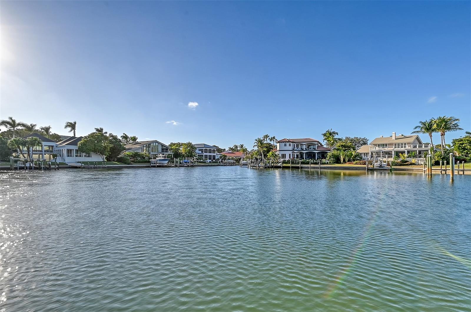 BAY ISLES - Residential