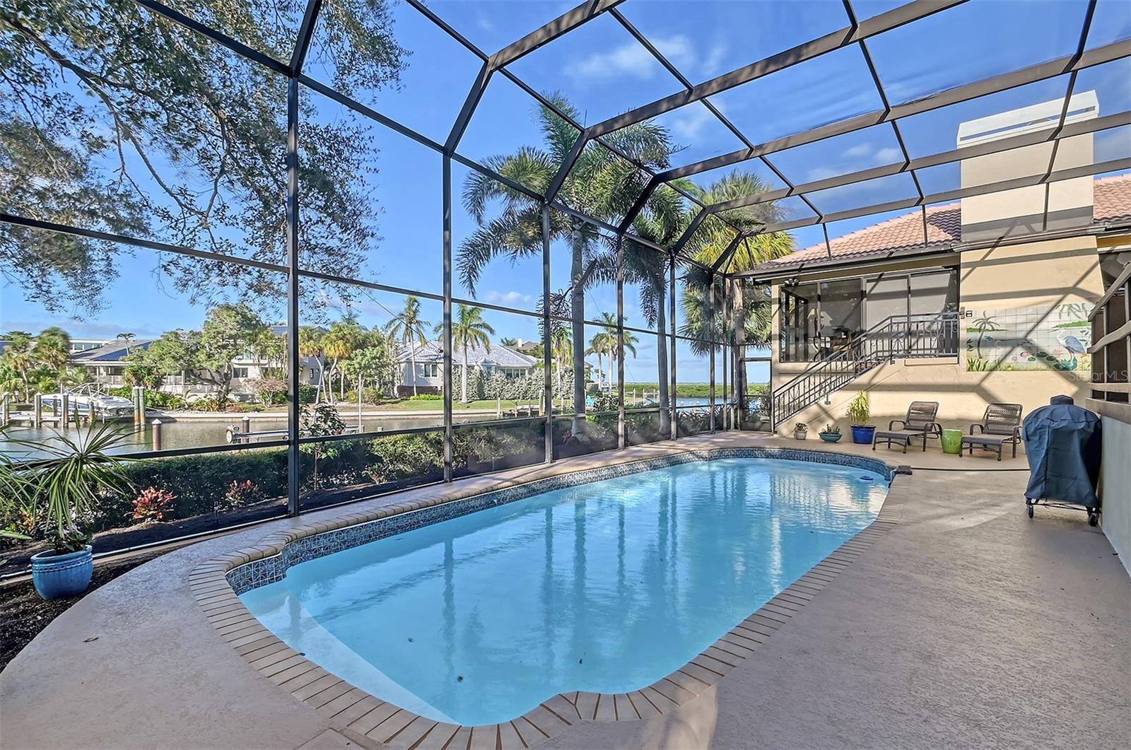 BAY ISLES - Residential