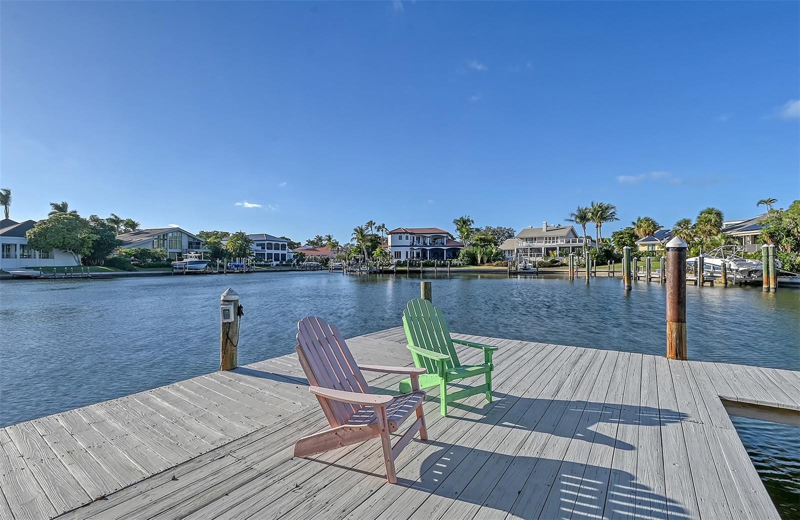 BAY ISLES - Residential