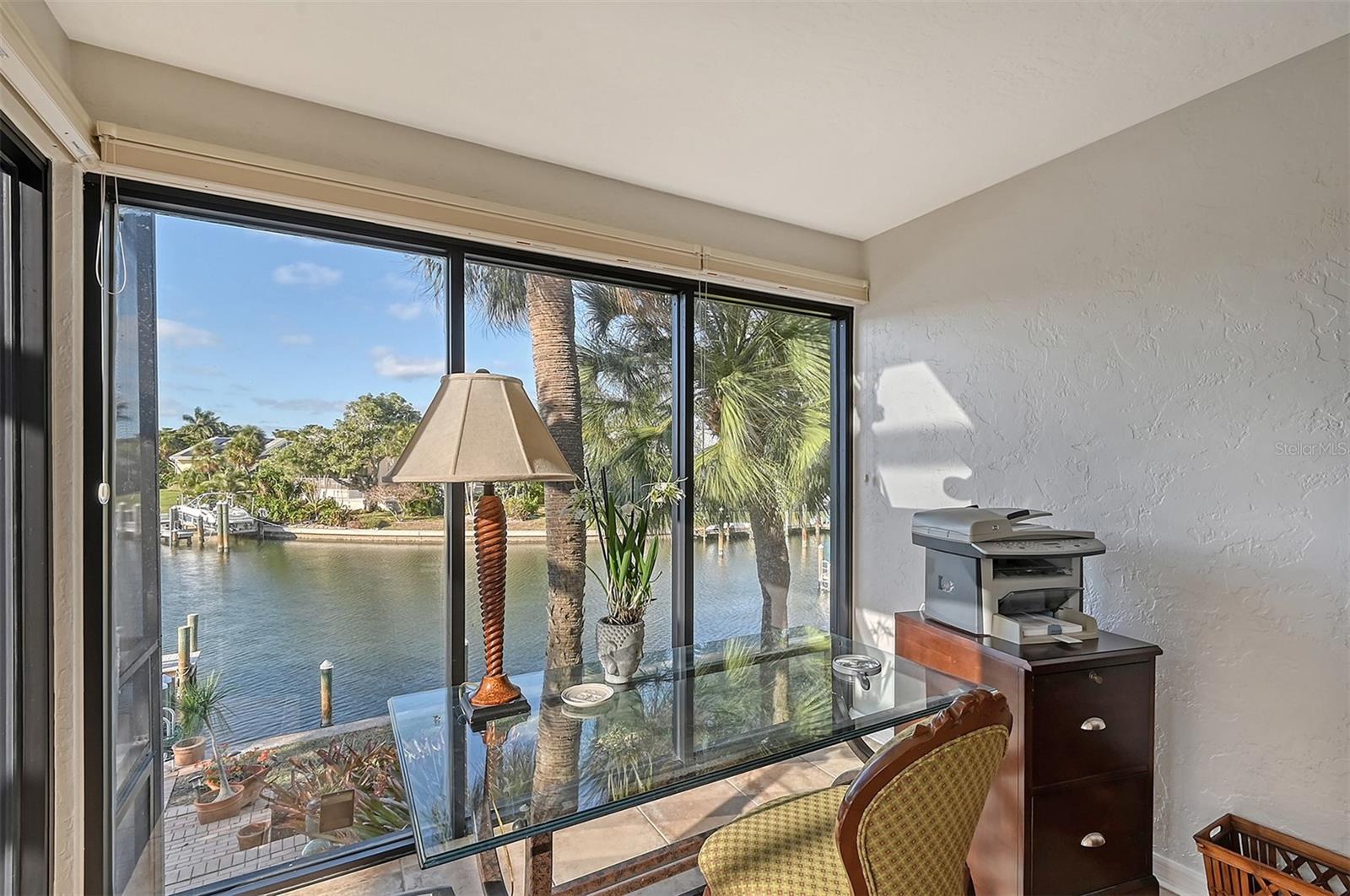 BAY ISLES - Residential