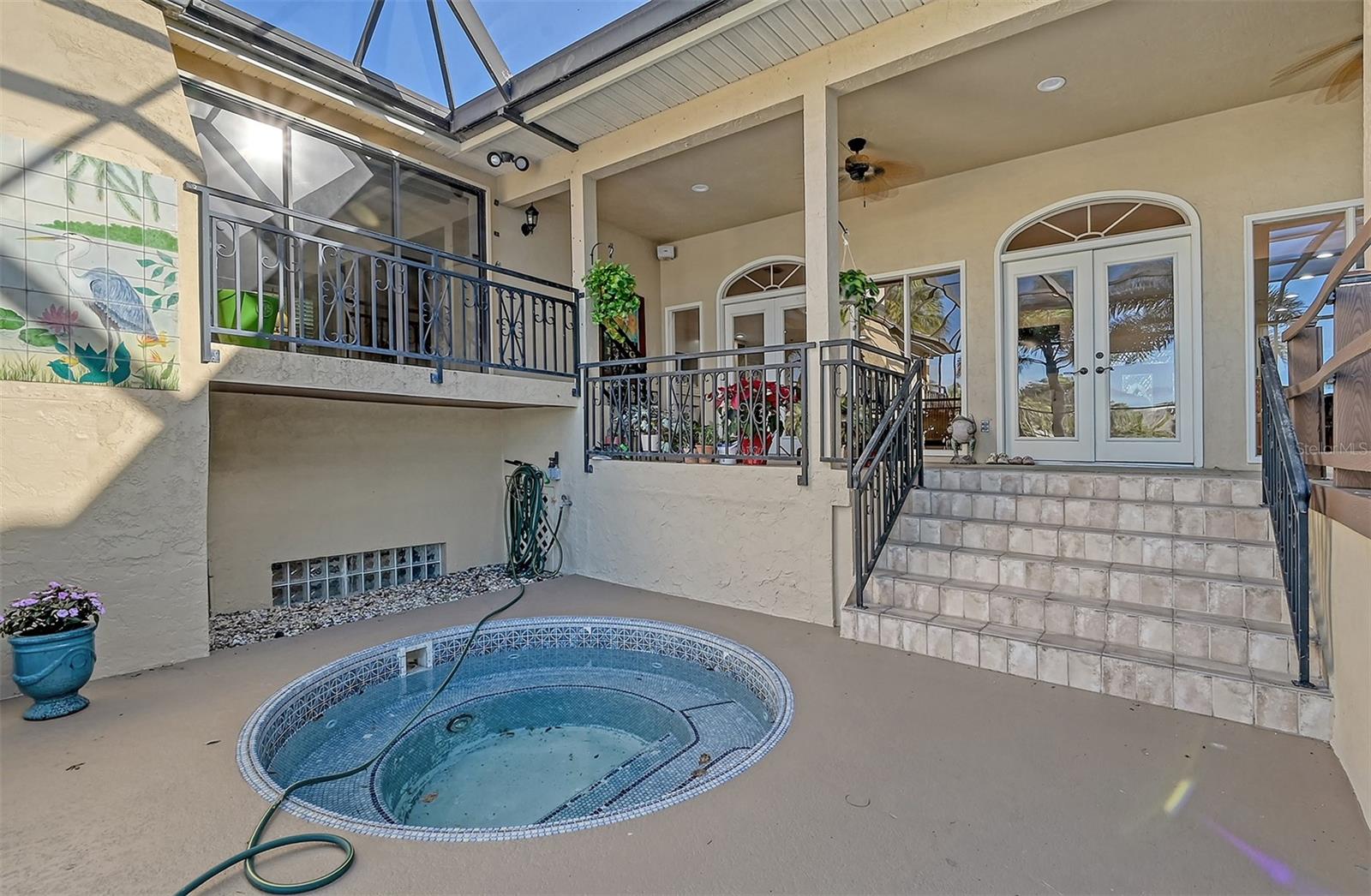 BAY ISLES - Residential