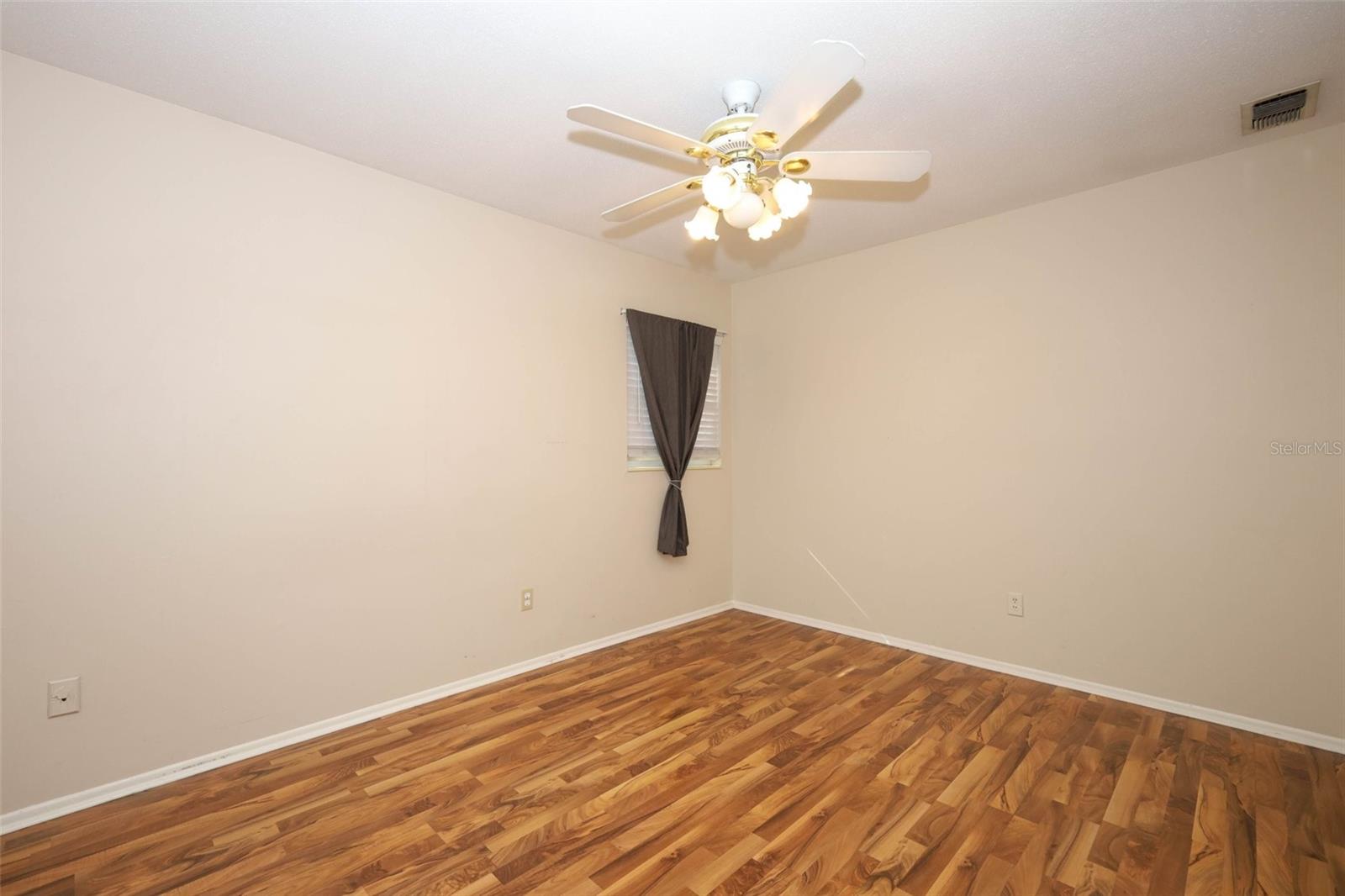 EDEN PARK ESTATES - Residential