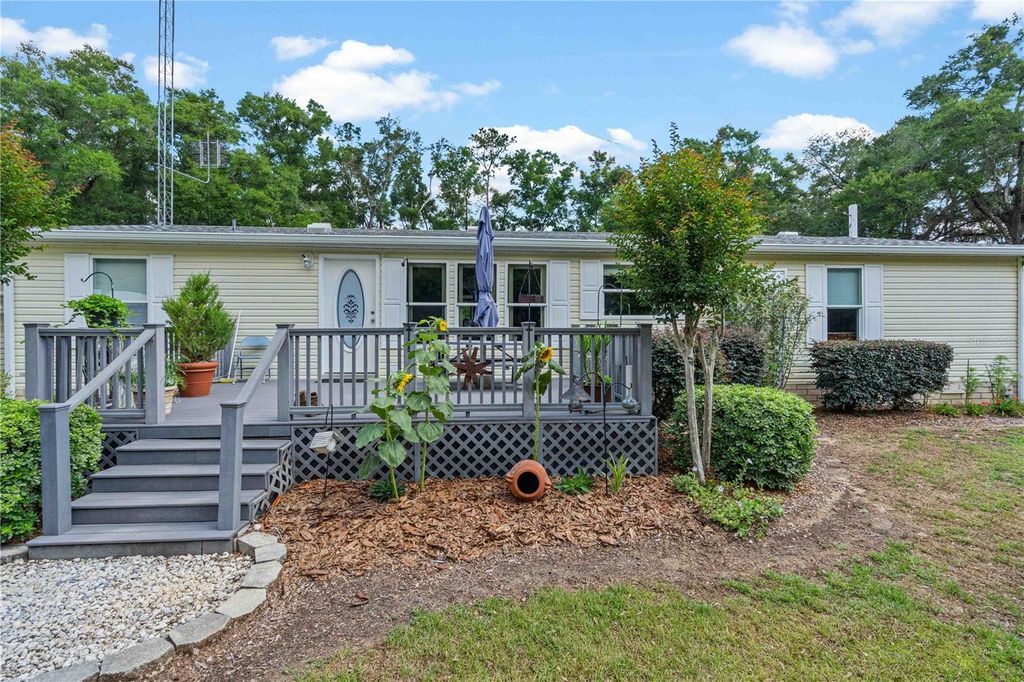 Photo of 4050 NE 172nd Court, Williston, FL 32696 (MLS # OM724630)