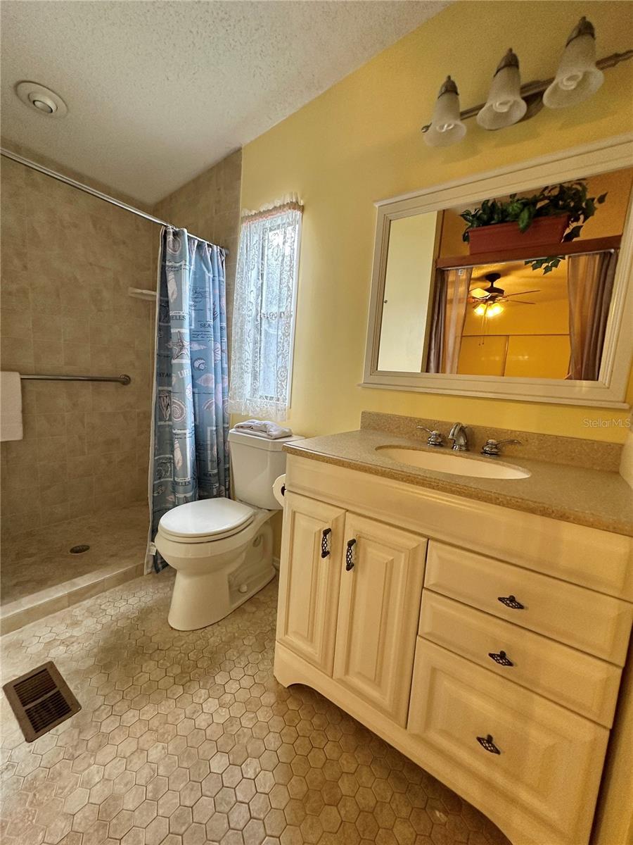 LAKE ARROWHEAD MOBILE VILLAGE PH 04 - Residential