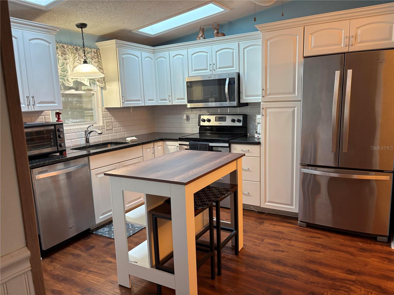 LAKE ARROWHEAD MOBILE VILLAGE PH 04 - Residential