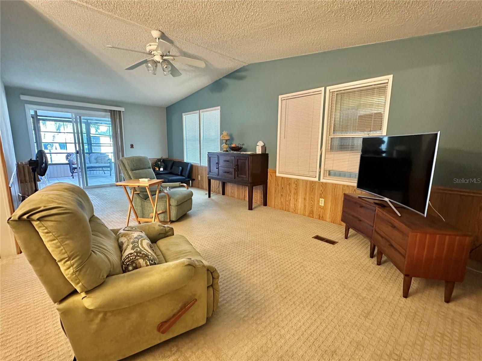 LAKE ARROWHEAD MOBILE VILLAGE PH 04 - Residential
