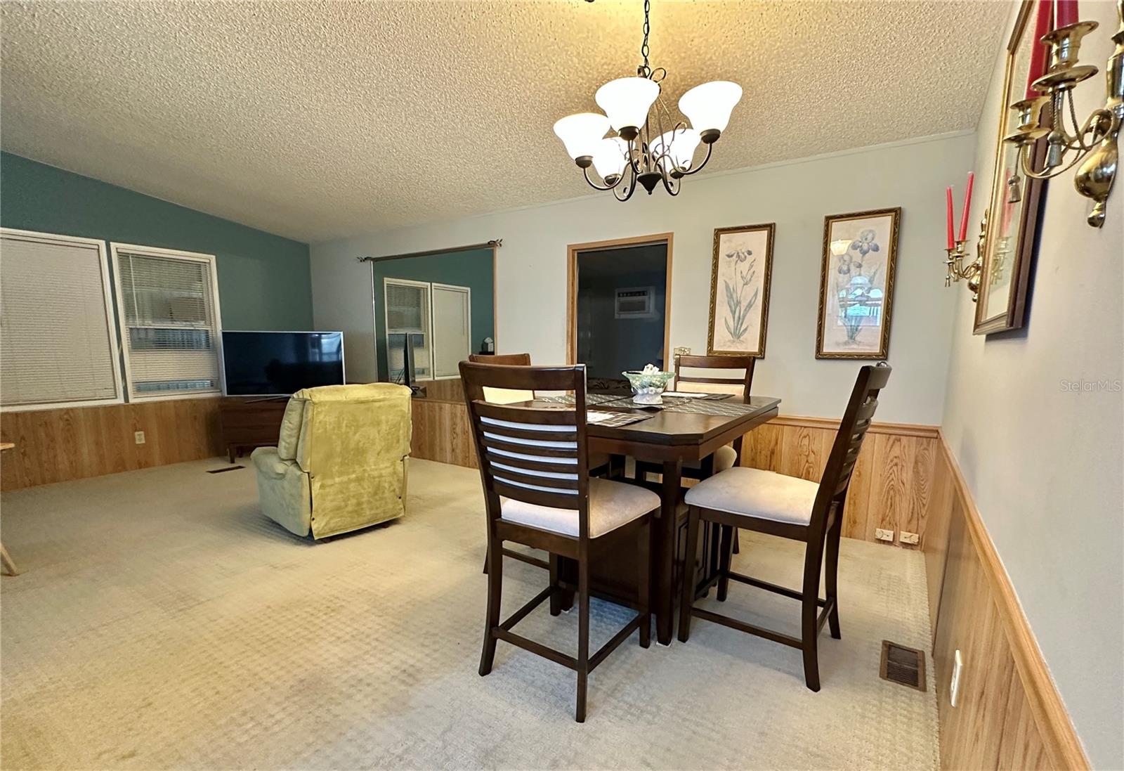 LAKE ARROWHEAD MOBILE VILLAGE PH 04 - Residential