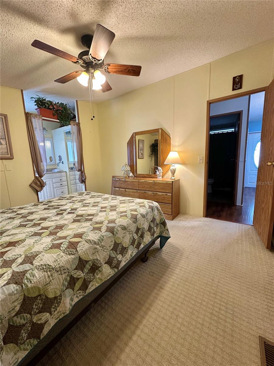 LAKE ARROWHEAD MOBILE VILLAGE PH 04 - Residential