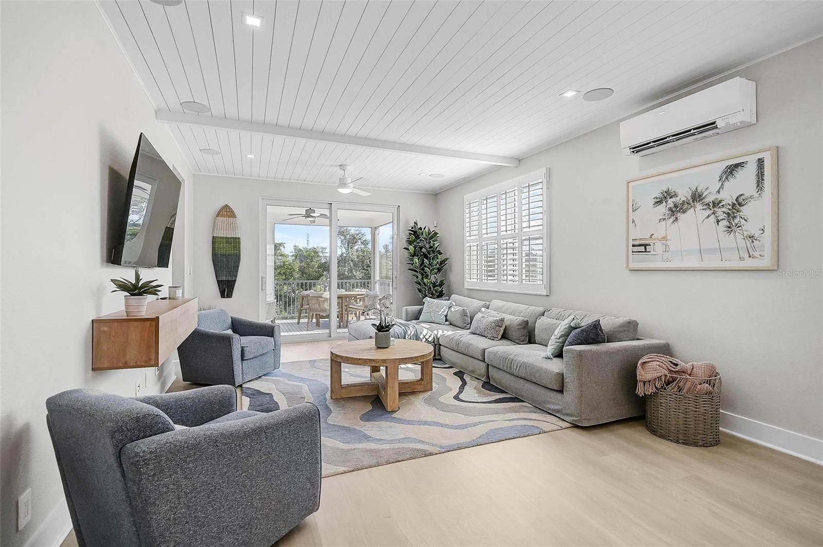 HUNTERS POINT - Residential