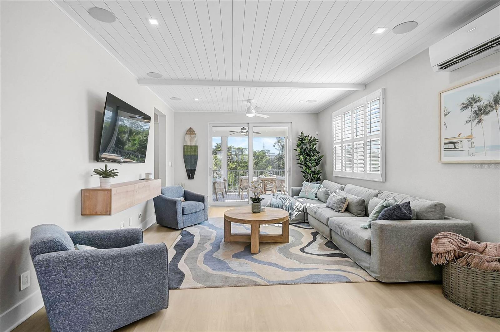 HUNTERS POINT - Residential