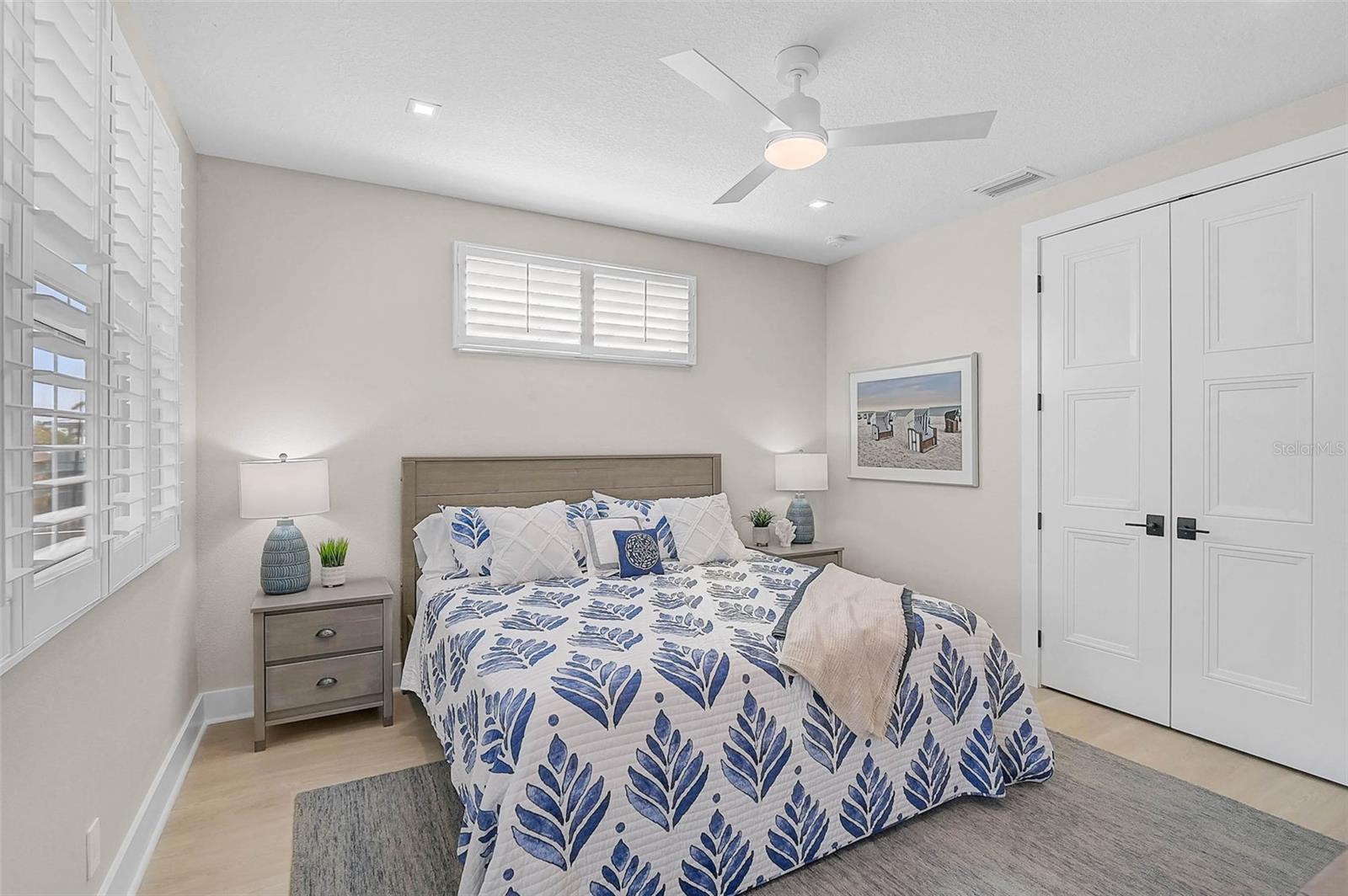 HUNTERS POINT - Residential