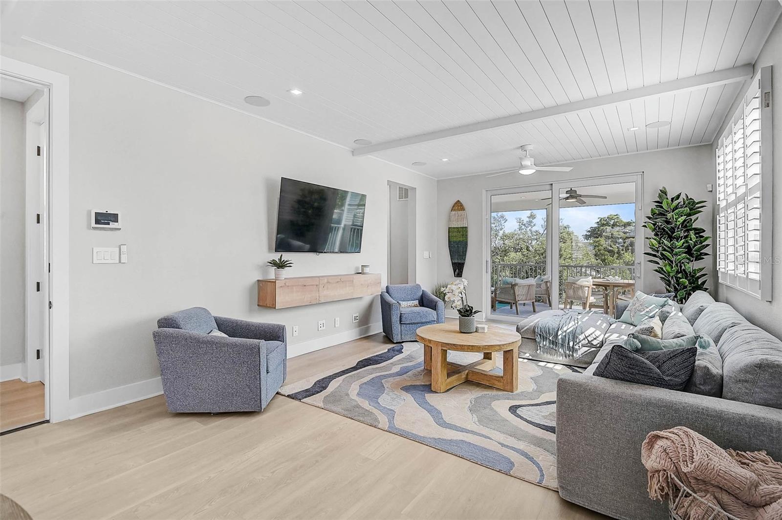 HUNTERS POINT - Residential