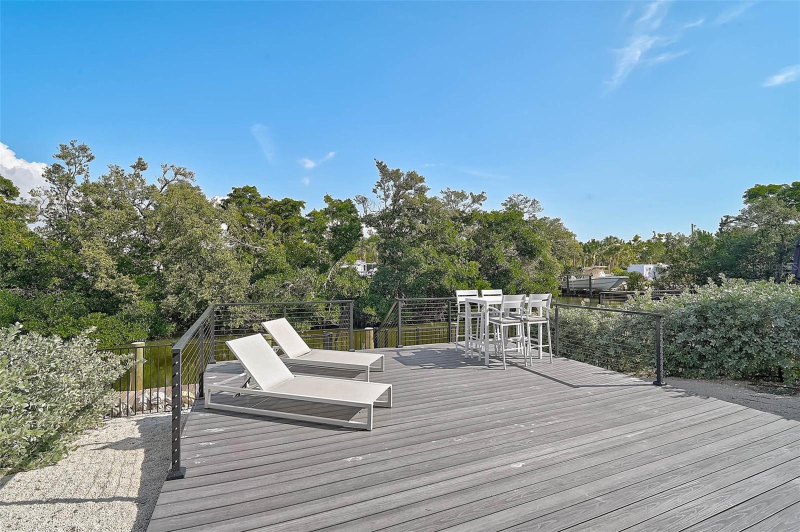 HUNTERS POINT - Residential