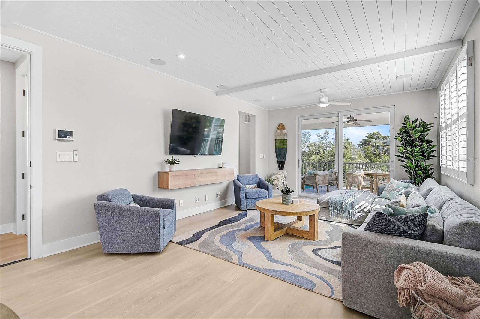 HUNTERS POINT - Residential