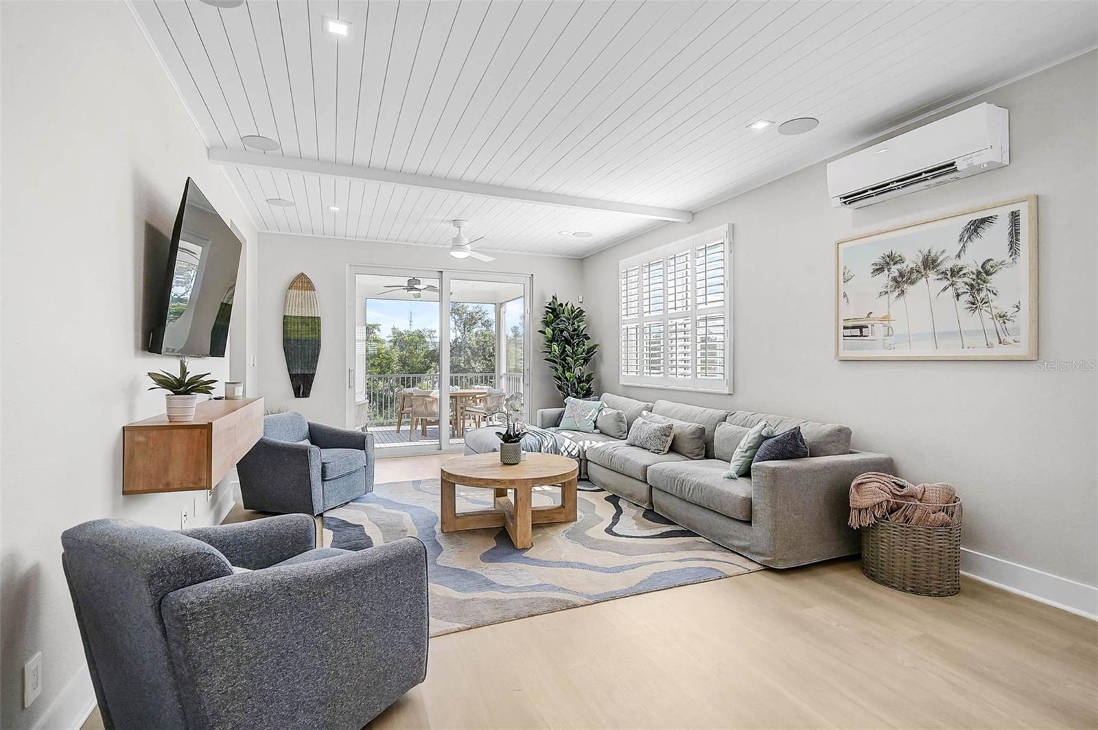 HUNTERS POINT - Residential