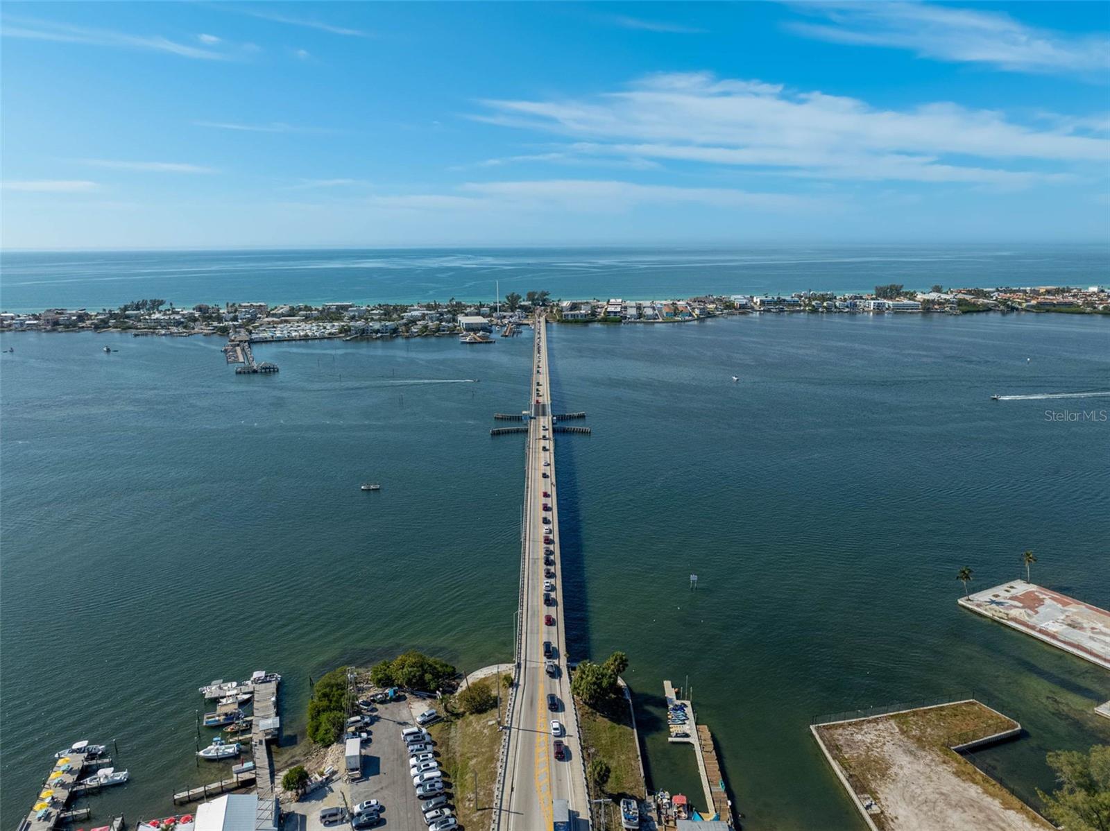 HUNTERS POINT - Residential