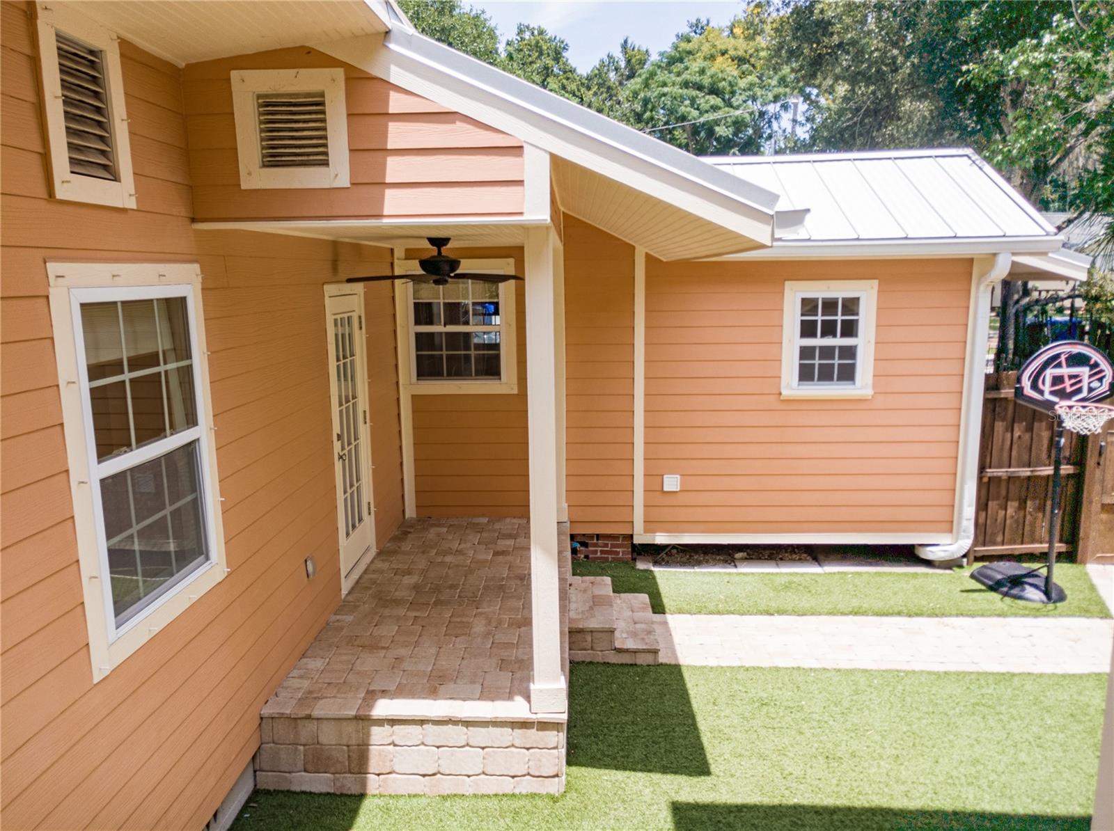 DUNALTA - Residential Lease