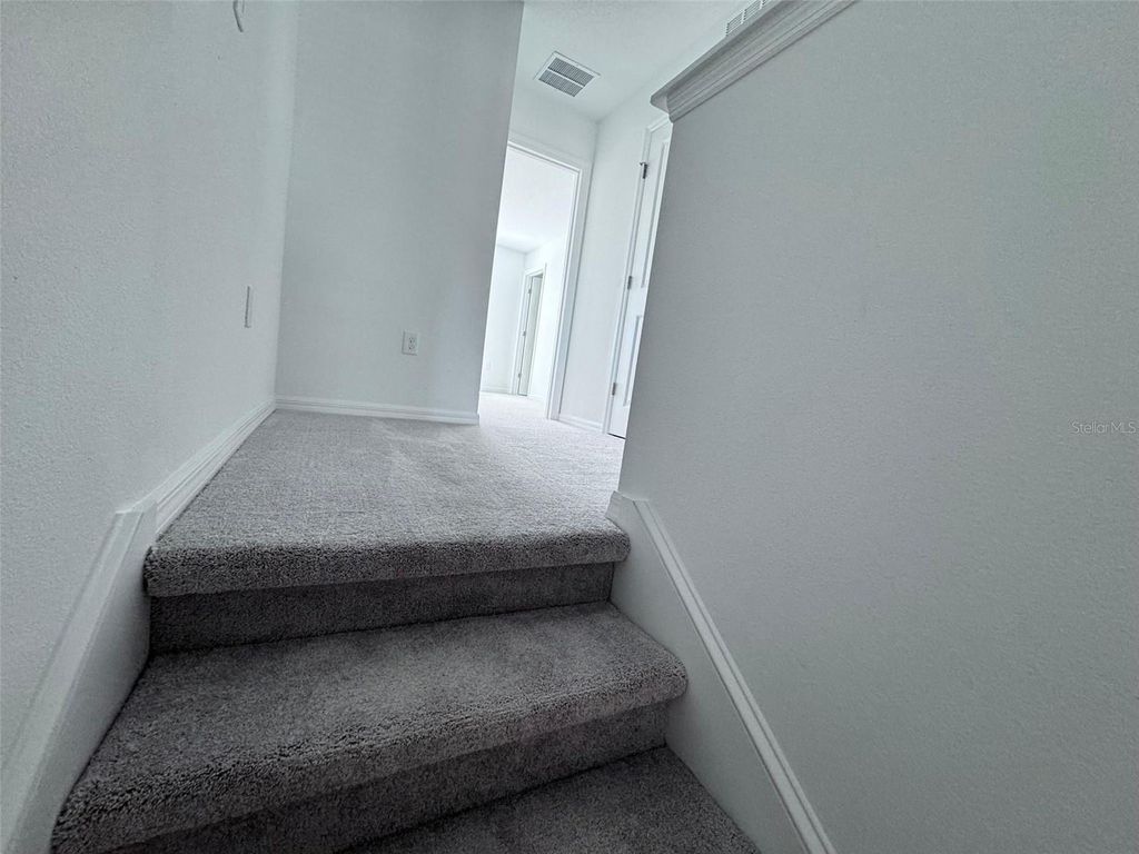 Photo of 2032 Viewfinder Street, Kissimmee, FL 34758 (MLS # S5134370)