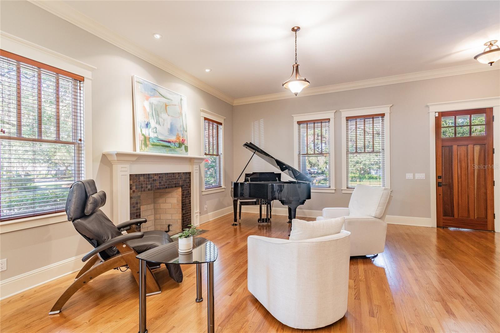 HYDE PARK WEST - Residential Lease