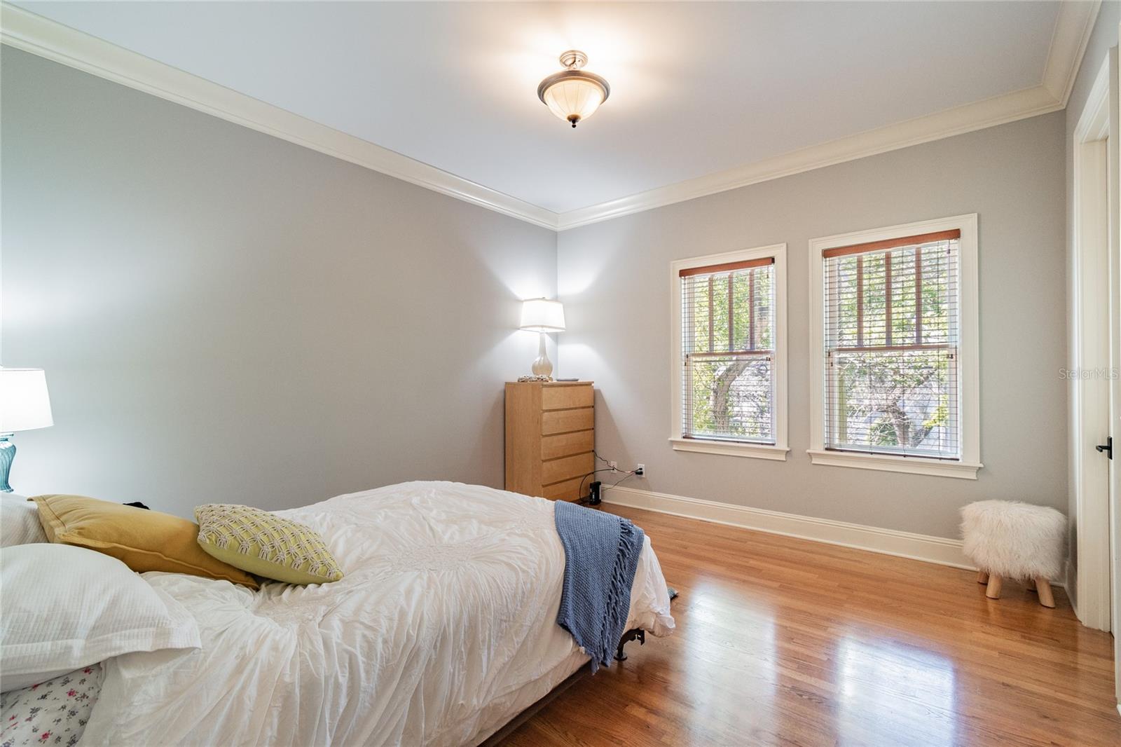 HYDE PARK WEST - Residential Lease