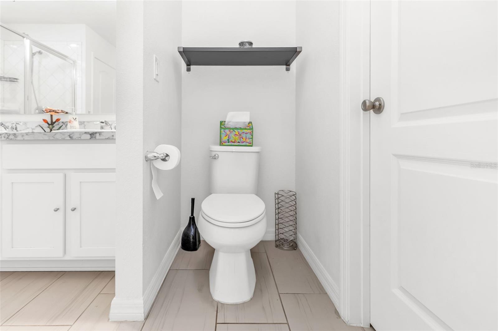 HANOVER SQUARE - Residential