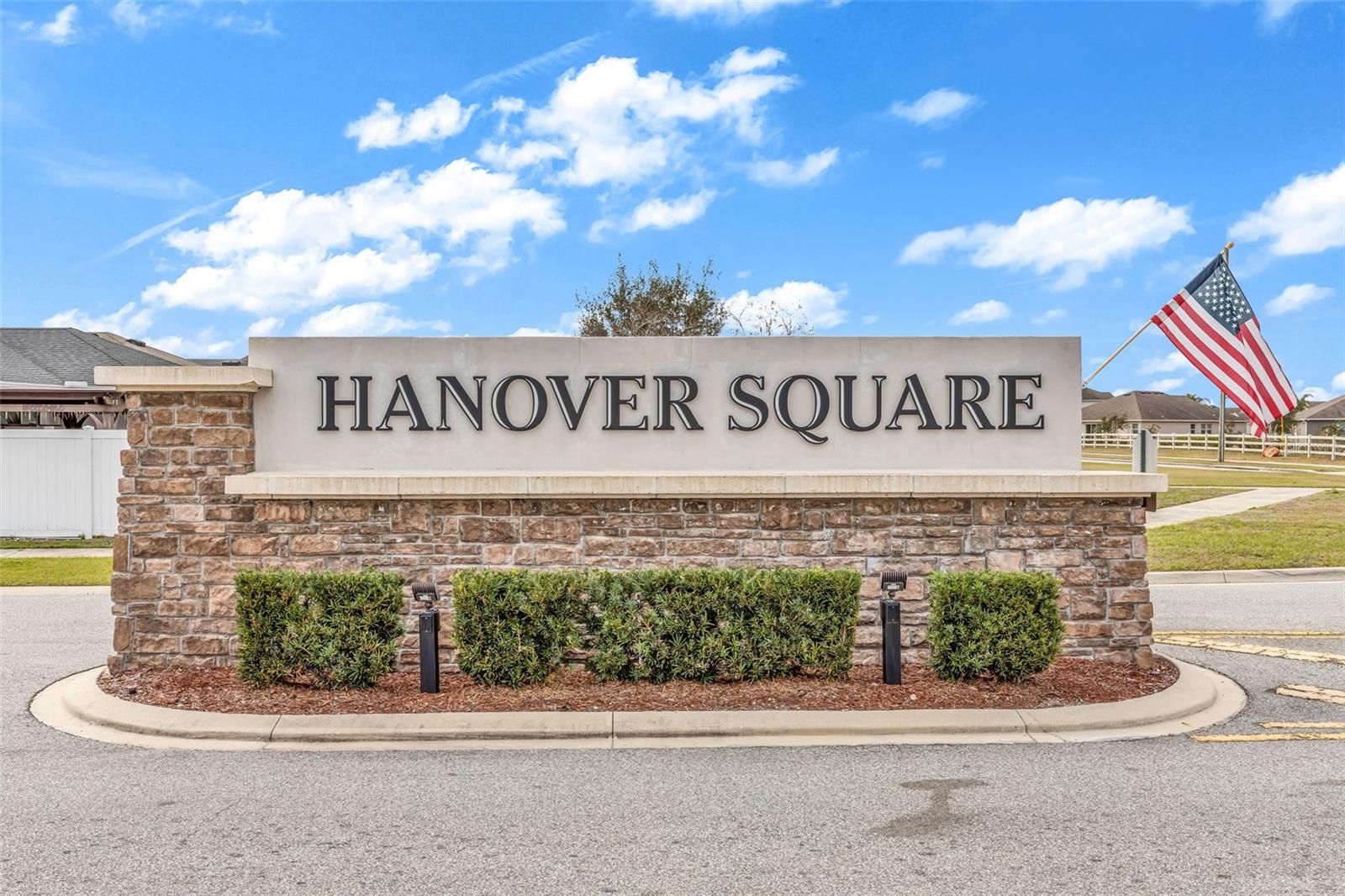 HANOVER SQUARE - Residential