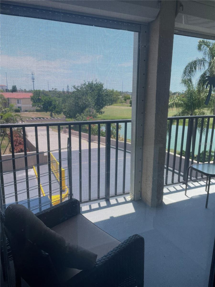 6104 PALMA DEL MAR BOULEVARD S 304