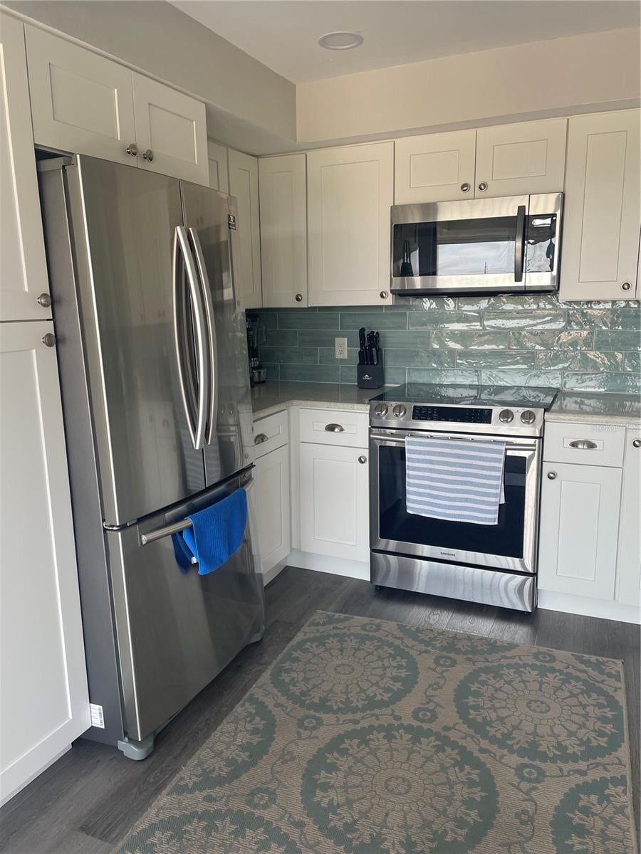 6104 PALMA DEL MAR BOULEVARD S 304