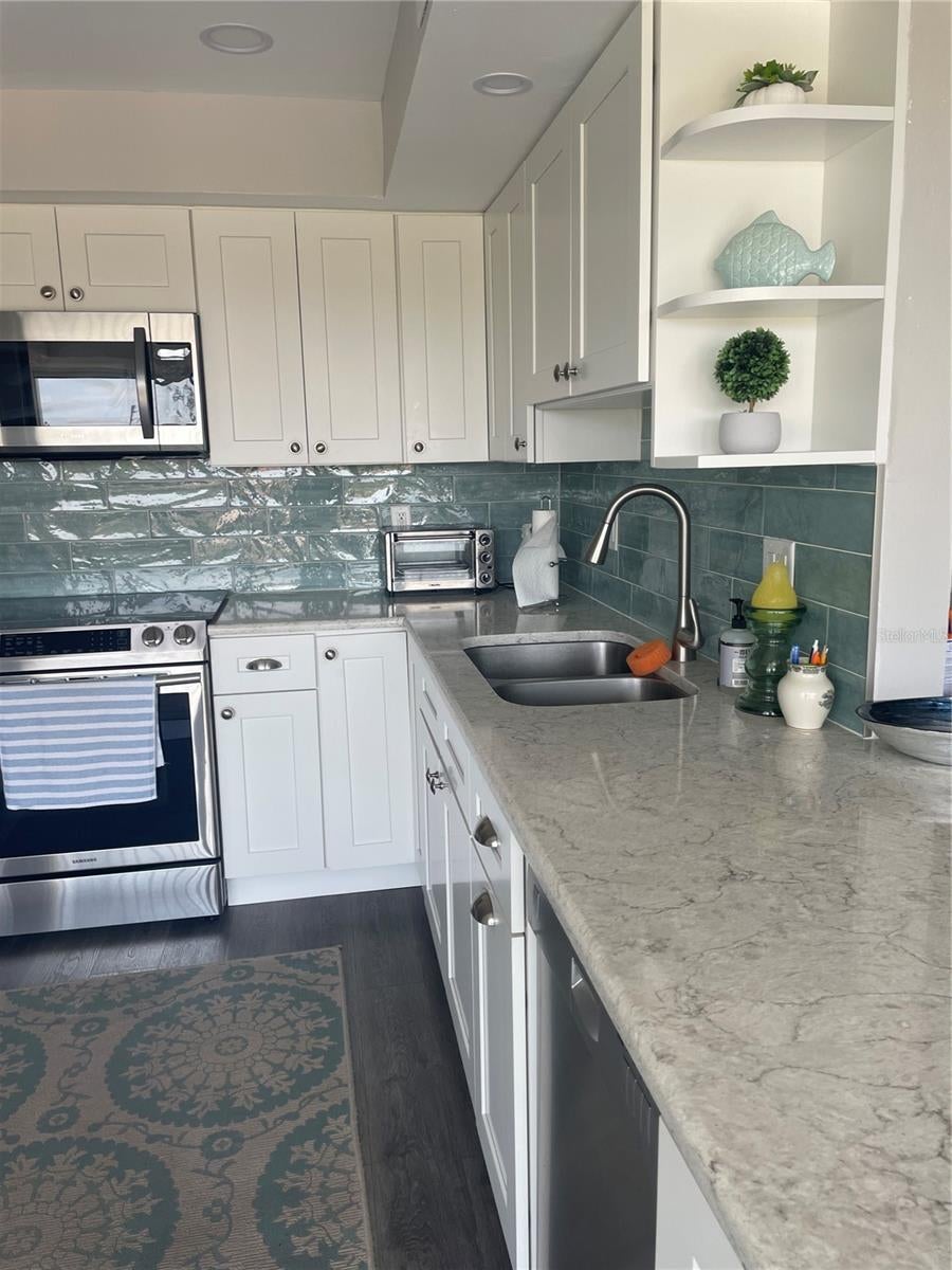 6104 PALMA DEL MAR BOULEVARD S 304