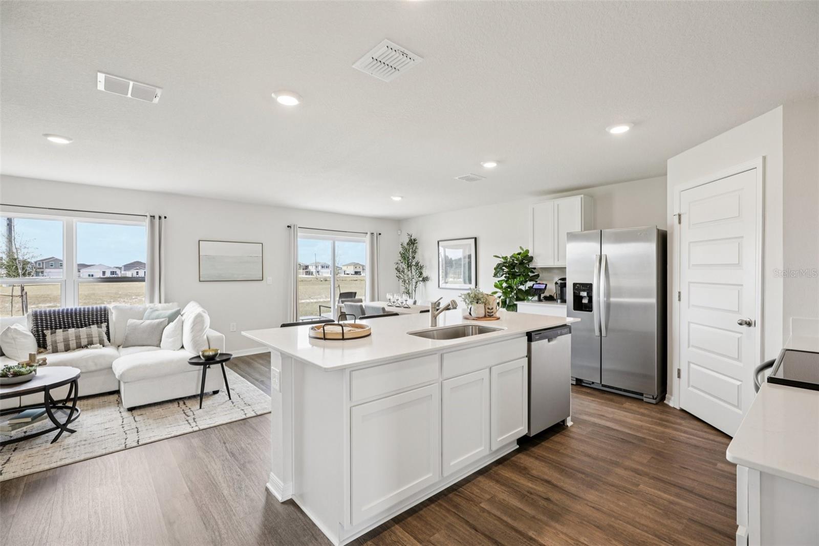 LEOMAS LANDING - PHASE 2 - Residential