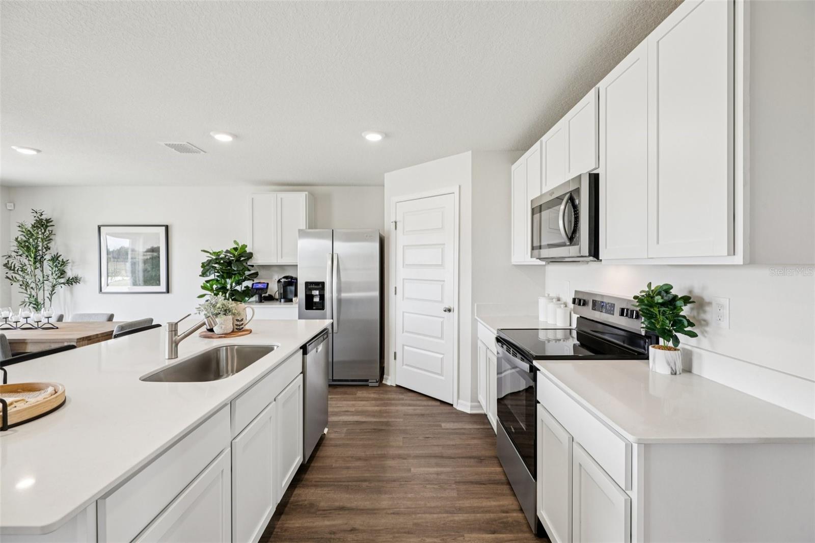 LEOMAS LANDING - PHASE 2 - Residential