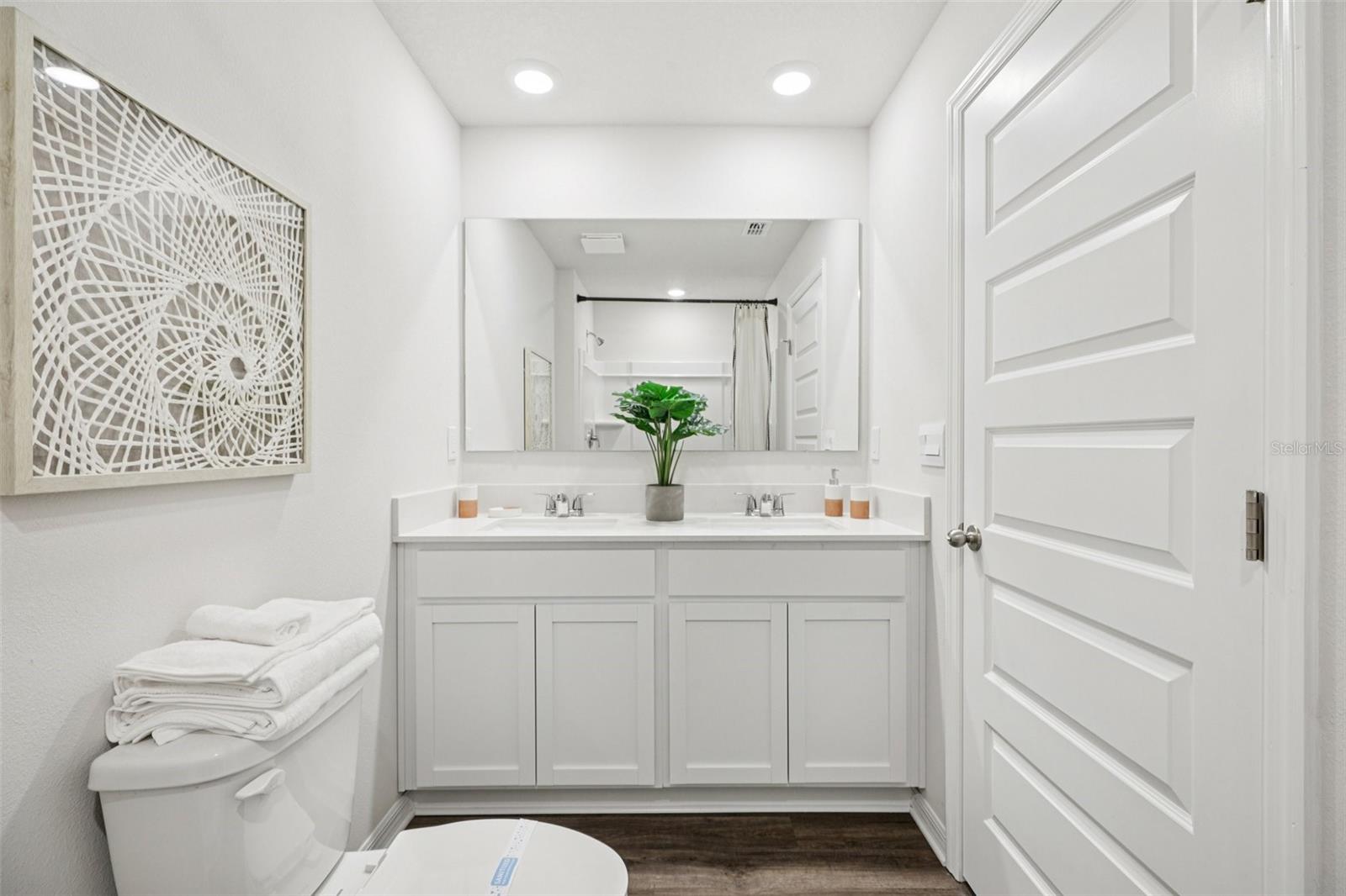 LEOMAS LANDING - PHASE 2 - Residential