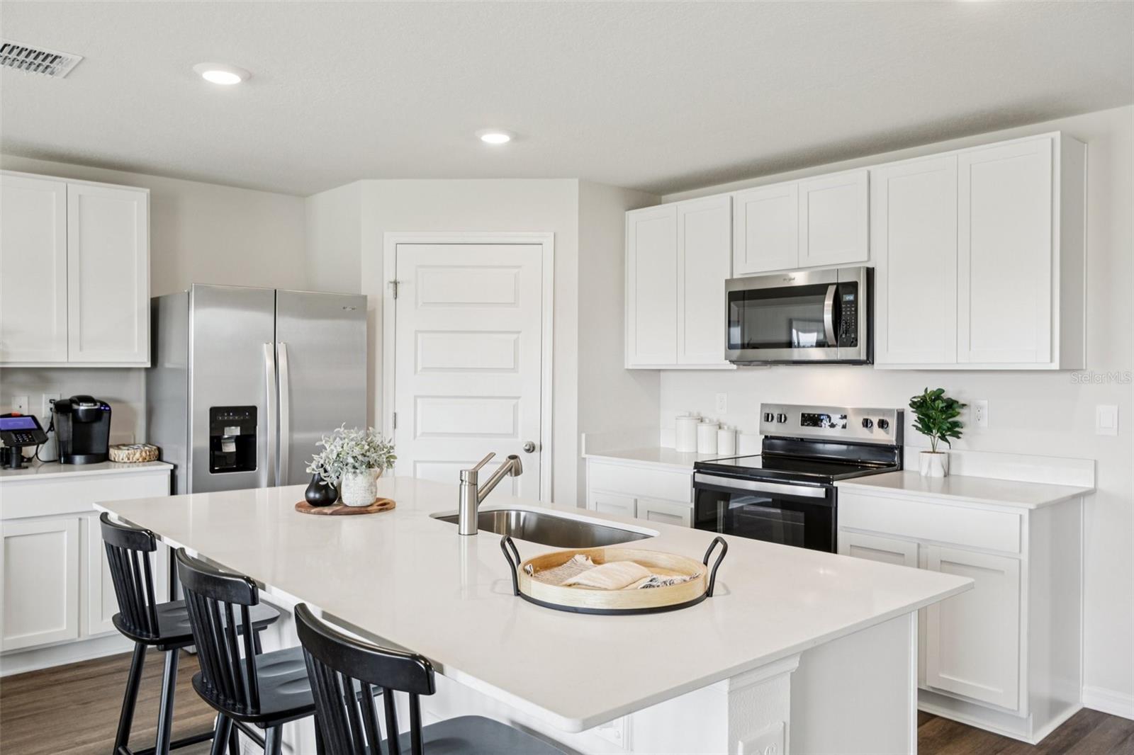 LEOMAS LANDING - PHASE 2 - Residential