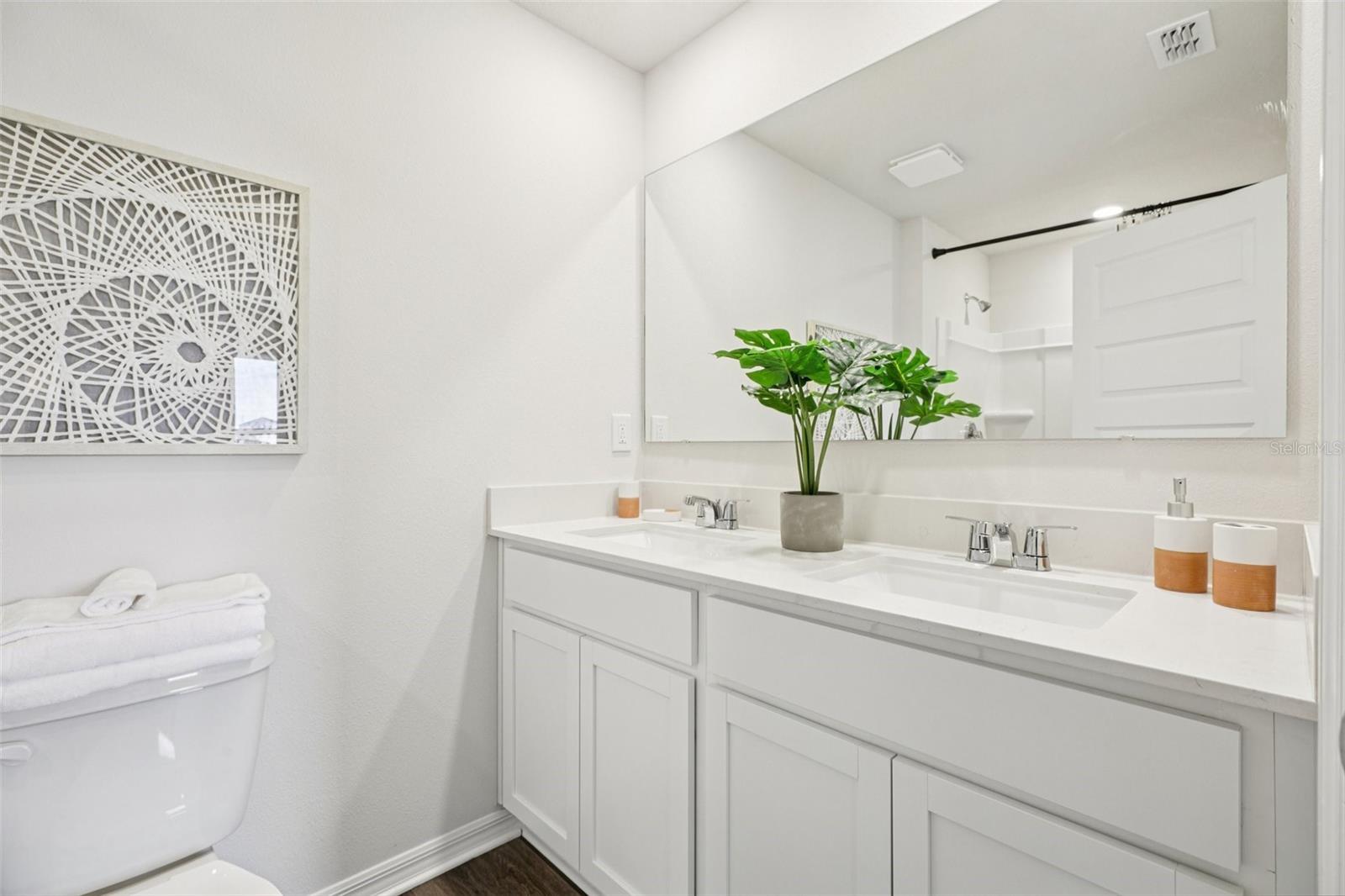 LEOMAS LANDING - PHASE 2 - Residential