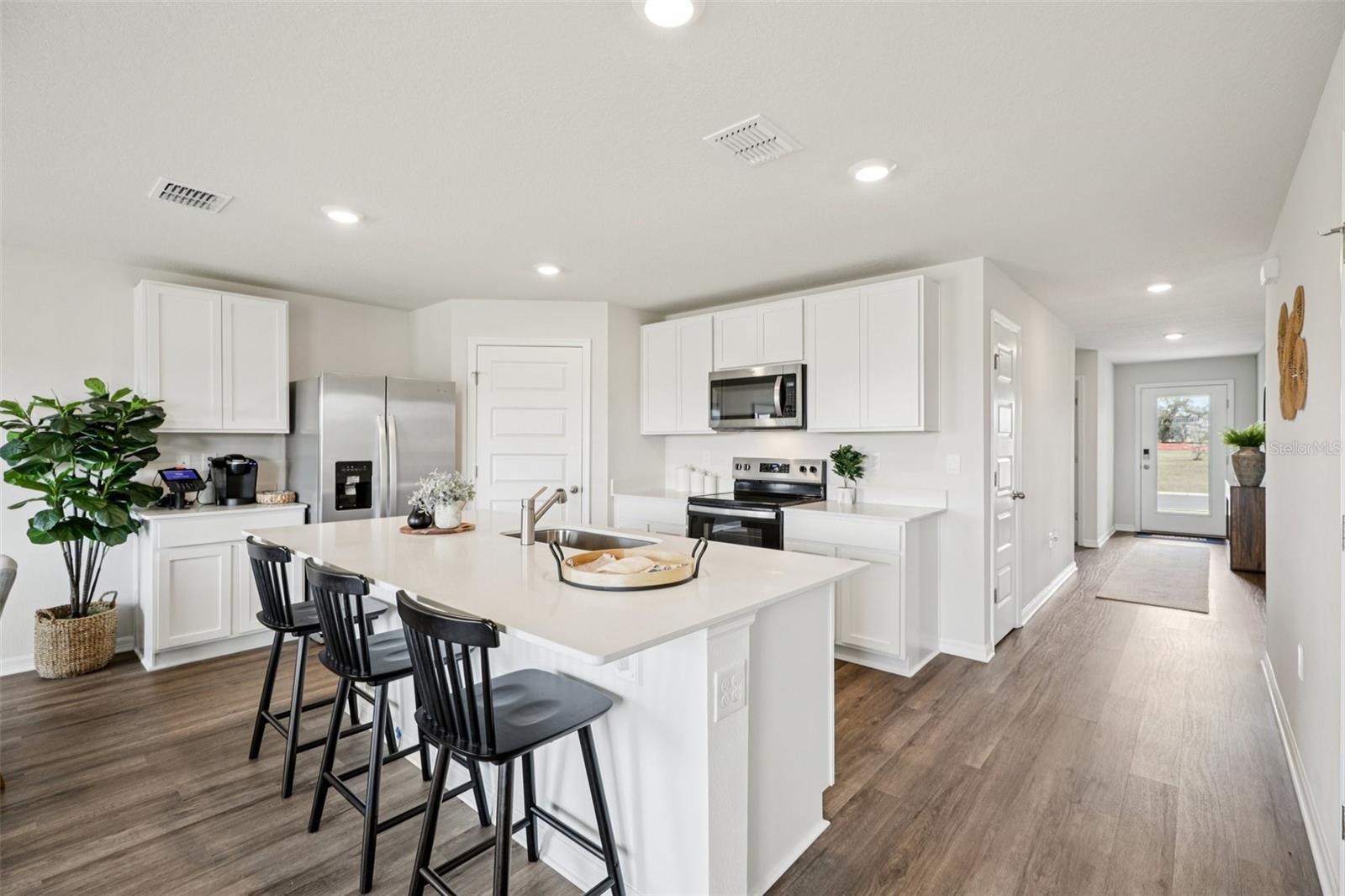 LEOMAS LANDING - PHASE 2 - Residential