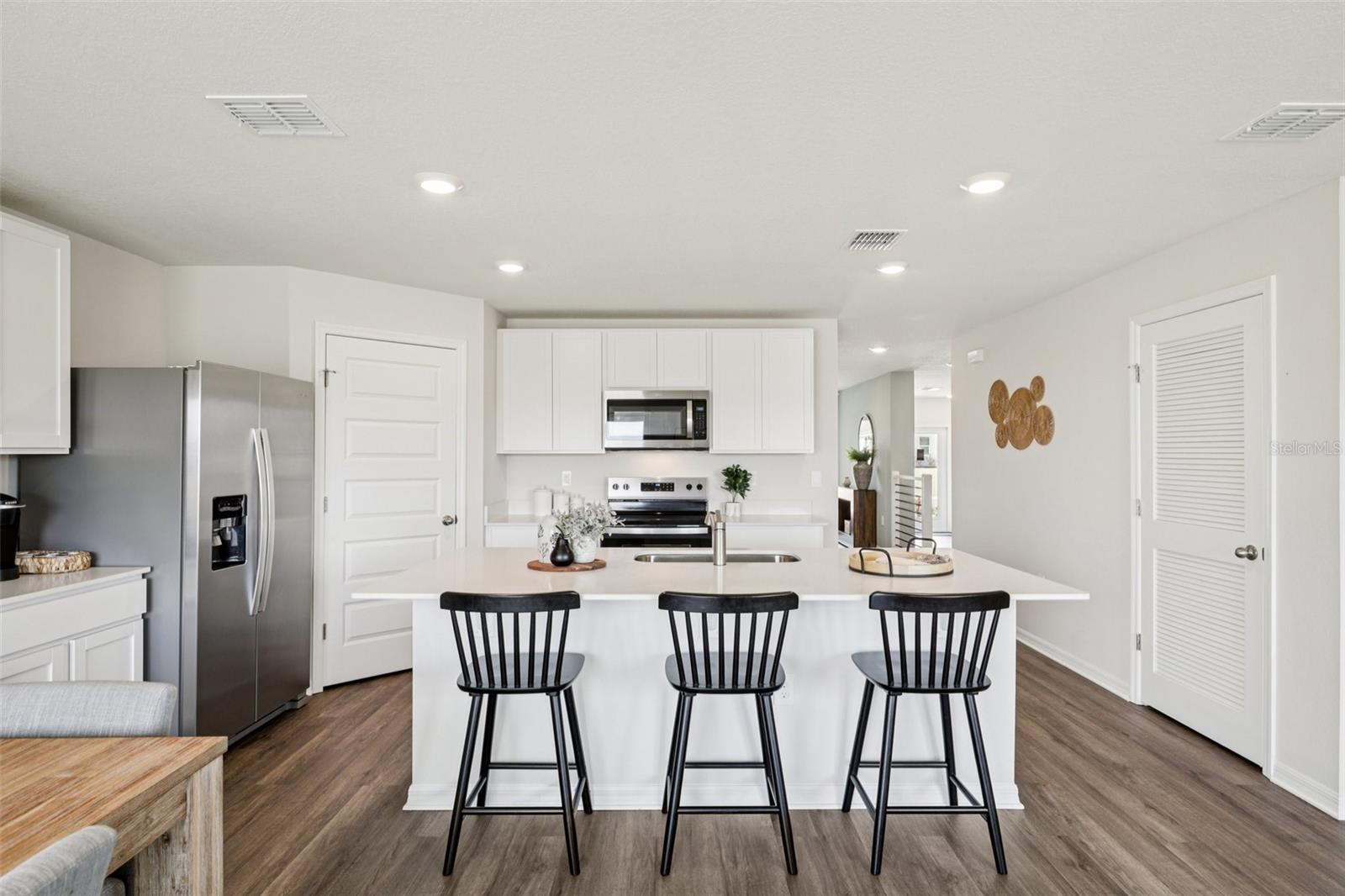 LEOMAS LANDING - PHASE 2 - Residential