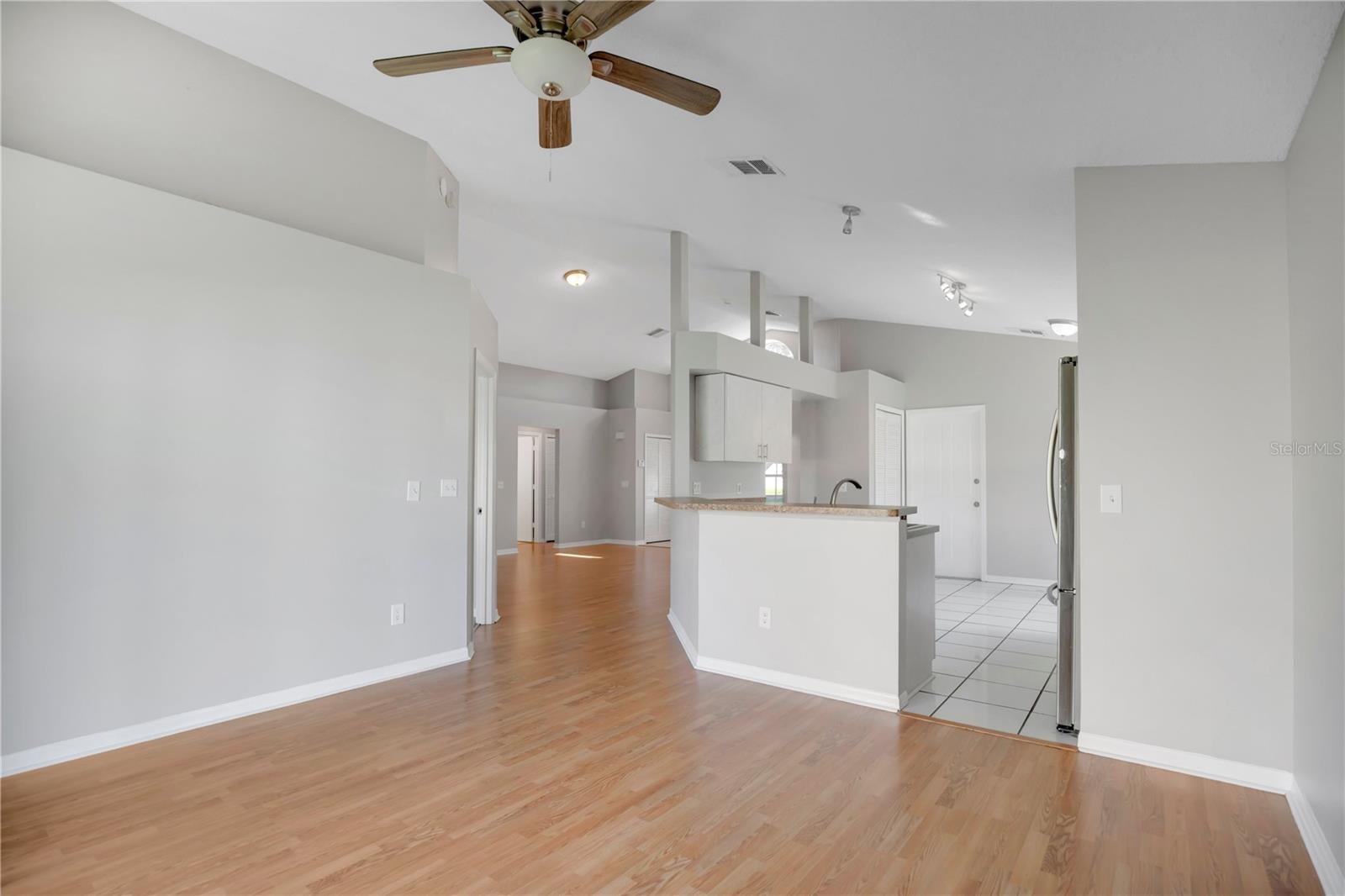 233 S ABERDEEN CIRCLE