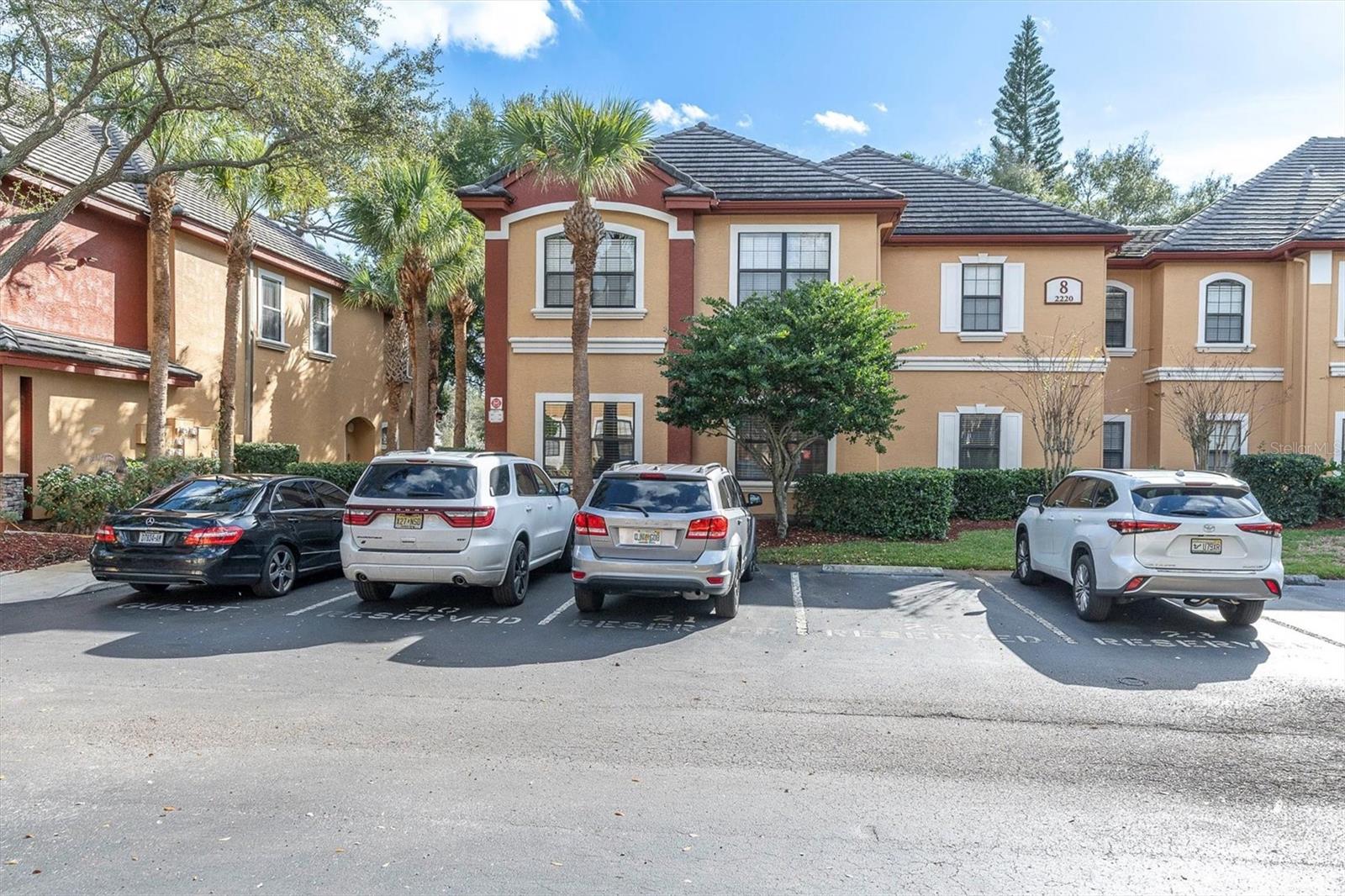 Welcome to This Exceptionally Well-Maintained 3 Bed, 2 Bath Condo with Resort- Style Poolside Elegance in Tuscany Condominiums at Innisbrook. Step into a world of sophistication with this 3-bedroom, 2-bathroom condo that offers a seamless fusion of comfort and elegance, this residence is thoughtfully designed for contemporary living. The kitchen, adorned with granite counters and hardwood cabinets, beckons culinary enthusiasts to create in a space that effortlessly blends aesthetics with functionality. Each room boasts a large walk-in closet, providing generous storage and a touch of refinement. Elegant laminate and tile flooring throughout enhance the overall style and practicality of the living spaces. Enjoy the natural light that is spans throughout the living area and kitchen. Tuscany Condominiums offers an array of unparalleled amenities, including a gated entrance for enhanced security and privacy. Immerse yourself in the tropical oasis of the resort-style pool and spa, conveniently located across from this inviting condo. Stay active on the basketball and tennis courts, and let the little ones explore and play in the dedicated playground and park. The clubhouse, an additional highlight, features a game room, perfect for entertaining guests or enjoying leisurely evenings. Additional features include a convenient on-site car wash station, ensuring your vehicle stays in top condition. This condo epitomizes the perfect union of modern convenience and serene living. Whether you're indulging in the state-of-the-art facilities, relishing the tranquility of your stylish home, or entertaining in the clubhouse's game room, Tuscany Condominiums at Innisbrook promises a lifestyle like no other. Seize the opportunity to make this condo your new home. Water heater and HVAC replaced in 2024. Freshly painted walls, baseboards and doors.