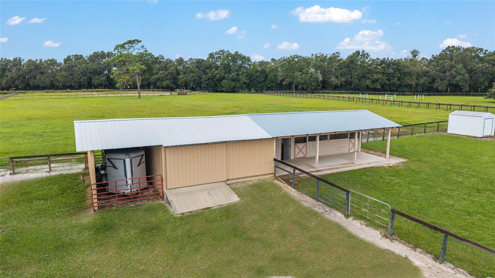 WINDING OAKS ESTATES - Residential