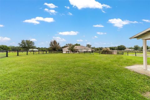 Tiny photo for 19630 SE 15th Place, Morriston, FL 32668 (MLS # OM710566)