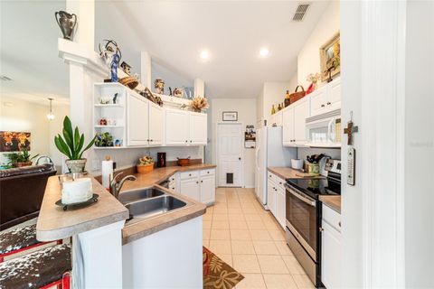 Tiny photo for 19630 SE 15th Place, Morriston, FL 32668 (MLS # OM710566)