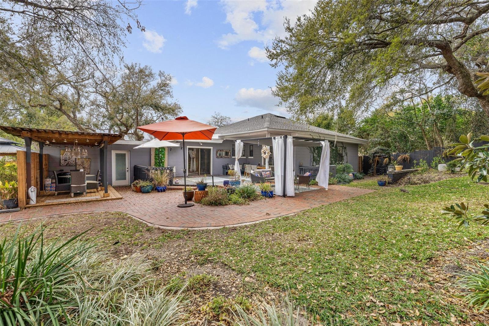 CLERMONT OAK VIEW - Residential