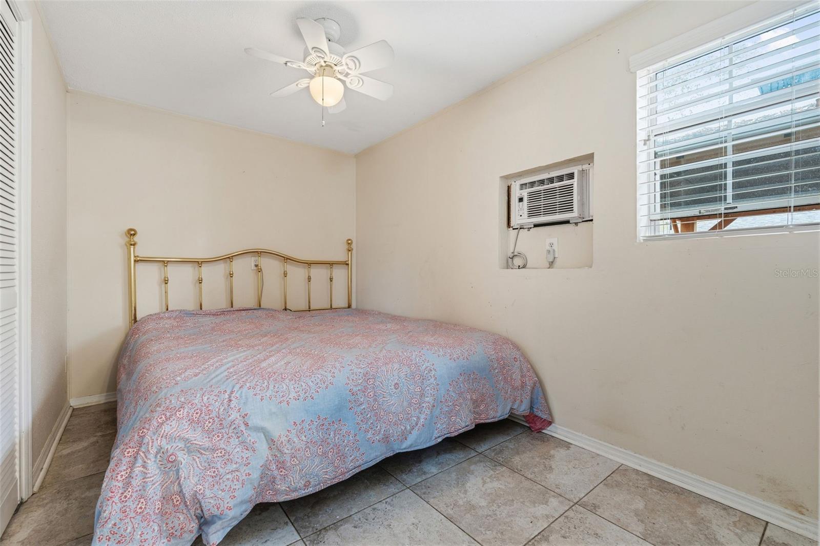 CLERMONT OAK VIEW - Residential