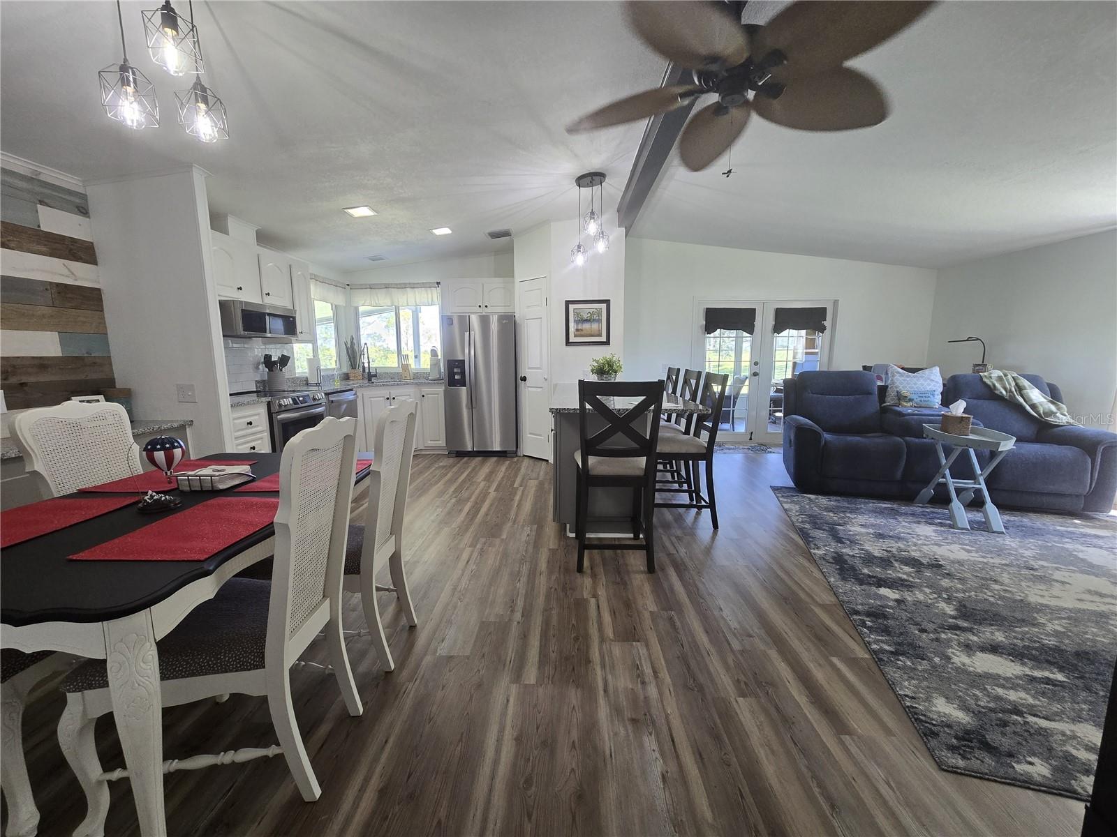 ZELLWOOD STATION COOP MH PARK - Residential