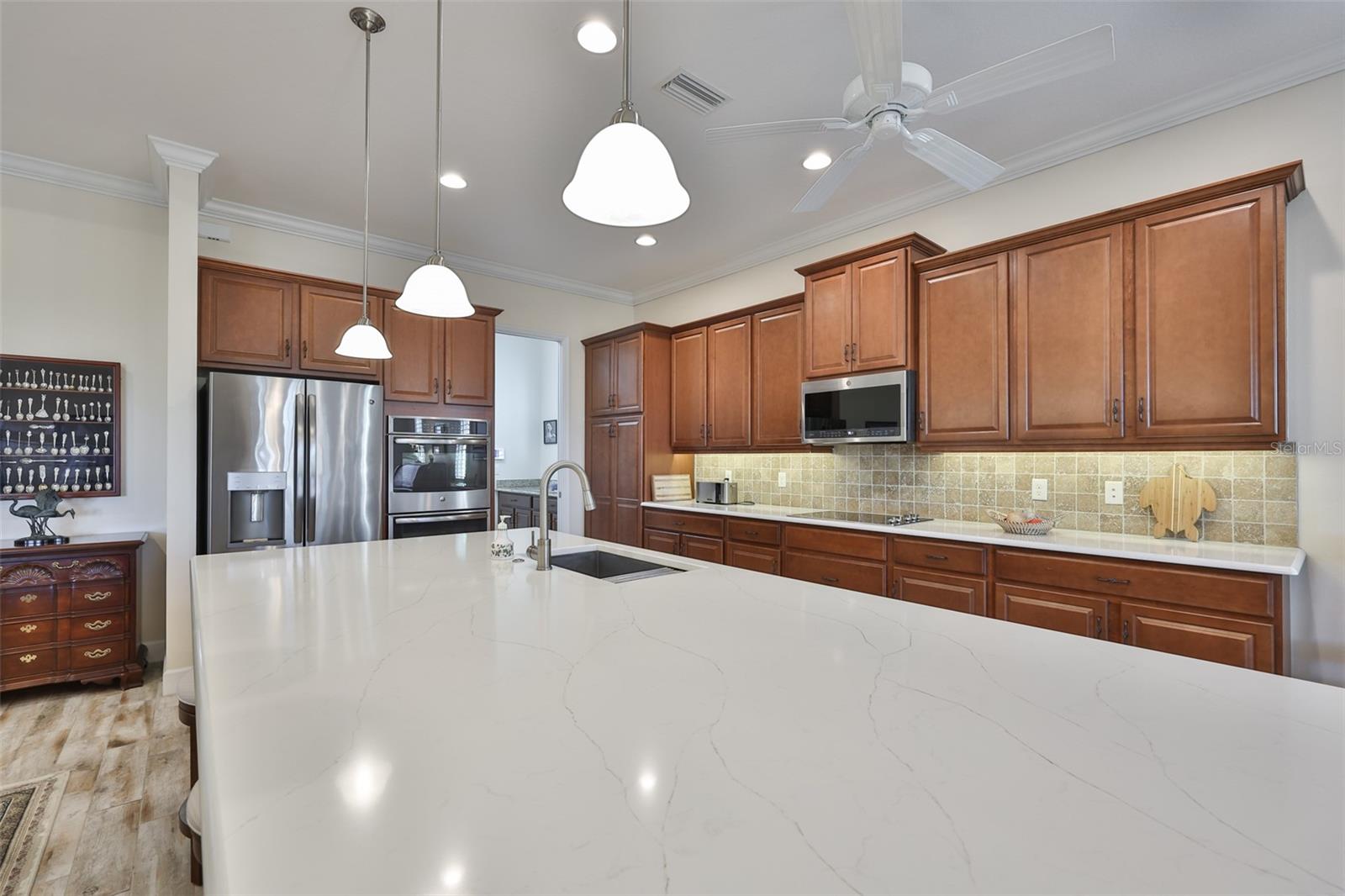 SUN CITY CENTER UNIT 274 & 2 - Residential