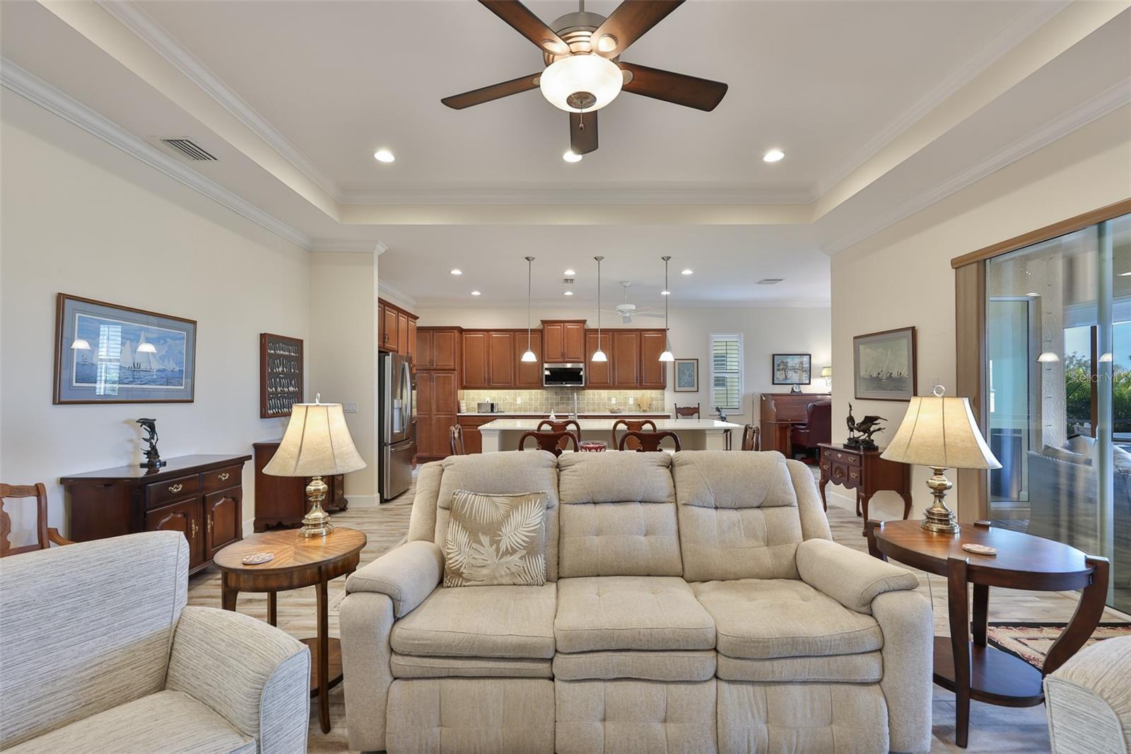 SUN CITY CENTER UNIT 274 & 2 - Residential