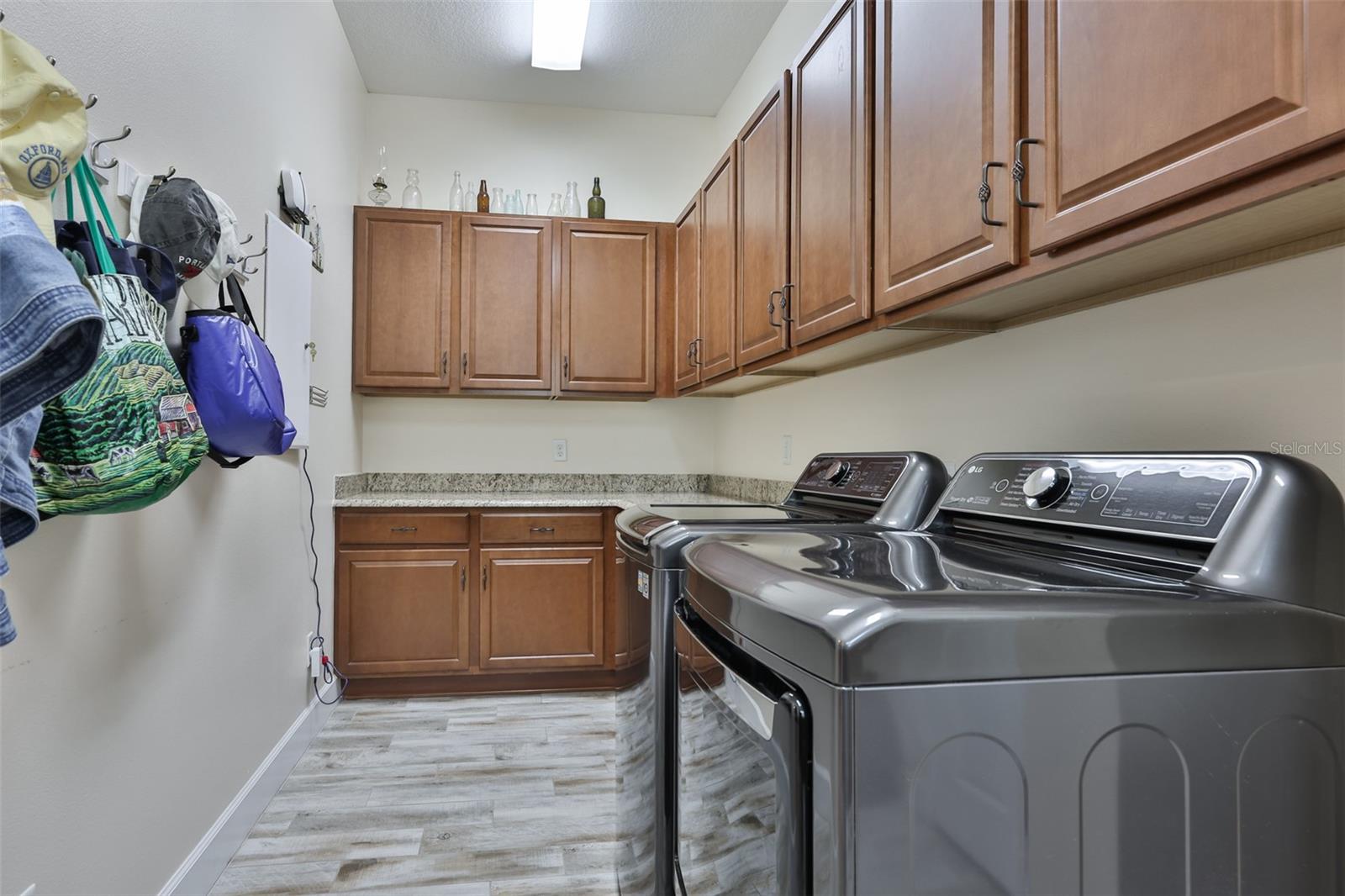 SUN CITY CENTER UNIT 274 & 2 - Residential